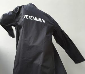 Vetements Raincoat